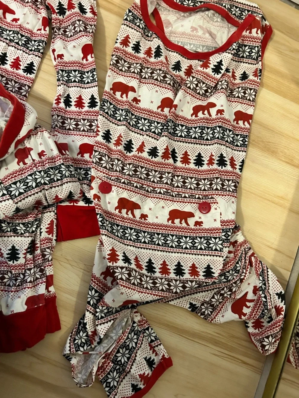 Matching adult women’s and pet pajamas for Christmas! 🎄 - Picture 9 of 9